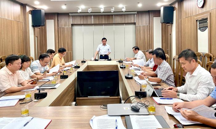Phó Giám đốc Cơ quan Cơ quan Báo và Phát thanh, Truyền hình Hà Nội, Phó trưởng Ban thường trực Ban tổ chức chương trình phát biểu kết luận tại cuộc họp. Ảnh: PV