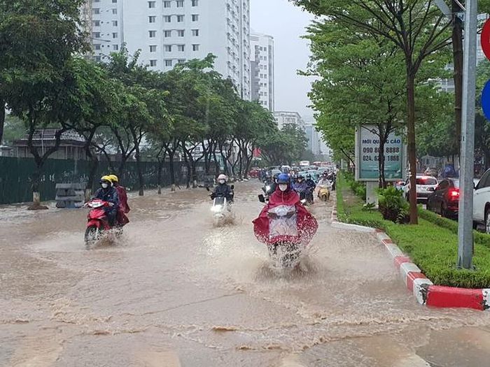 Theo dự báo thời tiết, Hà Nội có mưa to trong ngày hôm nay. Ảnh: T.H