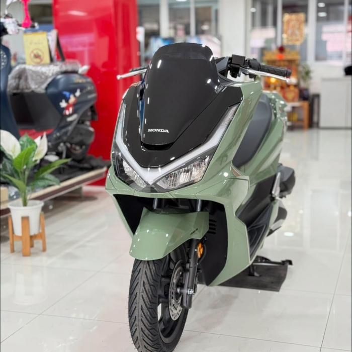 Standard Type vẫn sử dụng chung động cơ