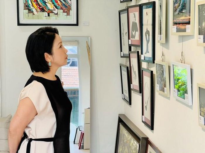 Riêng các khán giả nhỏ tuổi, Mỹ Linh mong muốn được gọi là “cô mèo”, bởi cô rất thích cách gọi đó. Cuối cùng, Mỹ Linh gửi lời cảm ơn tới mọi người đã nhắn tin chúc mừng sinh nhật và gọi vui mình là “cô mèo lông ngắn”.