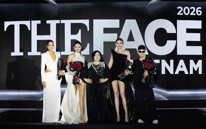 Nhà sản xuất, host cùng dàn huấn luyện viên "The Face Vietnam 2026". (Ảnh: BTC)
