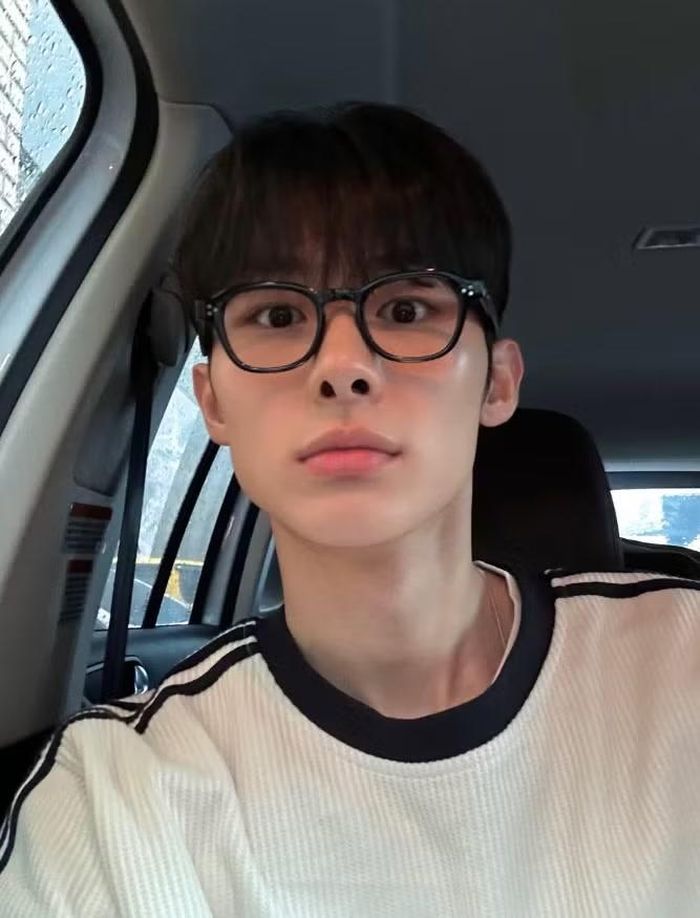 Lee Seung Gyu hứa hẹn sẽ có vai diễn "quậy" tiếp sau "Teach You A Lesson".