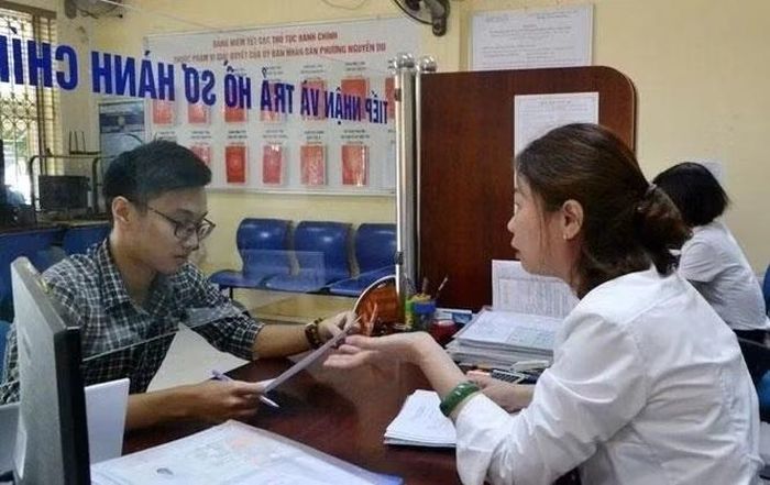 Bộ Nội vụ vừa chuẩn hóa 07 thủ tục hành chính liên quan đến công chức