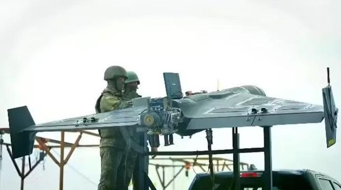 Đây là lý do quan trọng khiến tốc độ trở thành yếu tố then chốt. Một UAV bay nhanh hơn sẽ làm giảm khoảng thời gian từ lúc bị phát hiện đến khi tiếp cận mục tiêu.