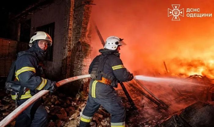 Ngoại trưởng Ukraine cho rằng diễn biến này cho thấy nhu cầu cấp thiết phải tăng cường năng lực phòng không, đặc biệt là các hệ thống có khả năng đánh chặn tên lửa đạn đạo.