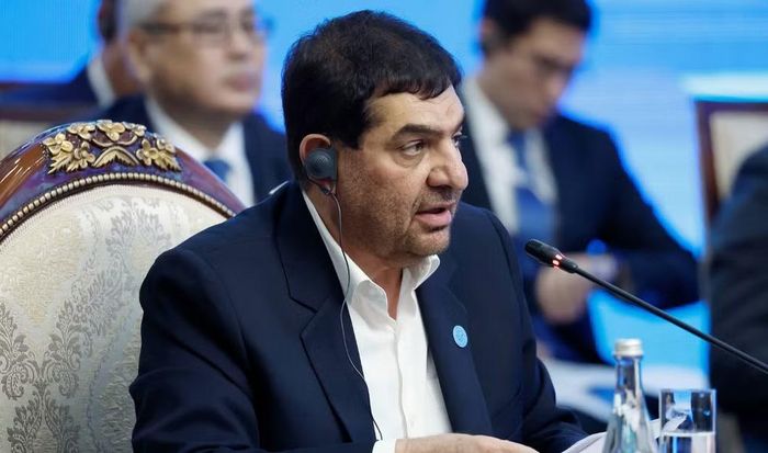 Ông Mohammad Mokhber, cố vấn của Lãnh tụ Khamenei, tuyên bố việc chuyển xung đột sang thế tấn công nếu các điều kiện của Iran không được đáp ứng sẽ làm thay đổi cán cân quyền lực.
