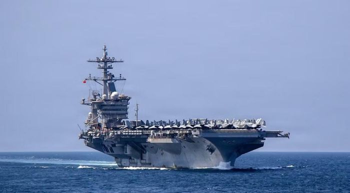 Tàu sân bay USS Abraham Lincoln