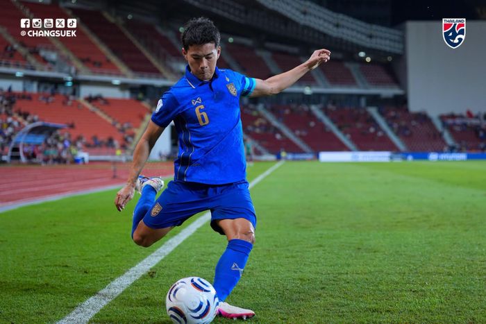 Sarach Yooyen đang là một trong những tiền vệ trung tâm hay nhất ASEAN Cup 2026. Ảnh: Changsuek.