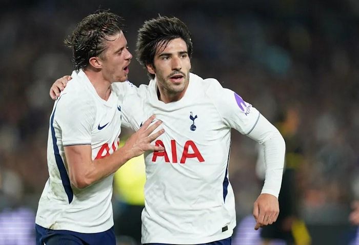 4/5 trận derby gần nhất giữa Brentford và Tottenham tại Gtech Community kết thúc bất phân thắng bại