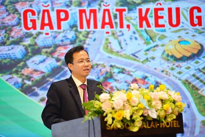 Ông Nguyễn Văn Lộc, Bí thư Đảng ủy phường Xuân Hương - Đà Lạt phát biểu khai mạc Hội nghị