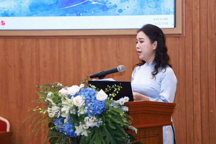TS. Trần Thị Thu Hà, Trưởng khoa Nghệ thuật, Trường Đại học Sư phạm Hà Nội phát biểu tại Hội thảo