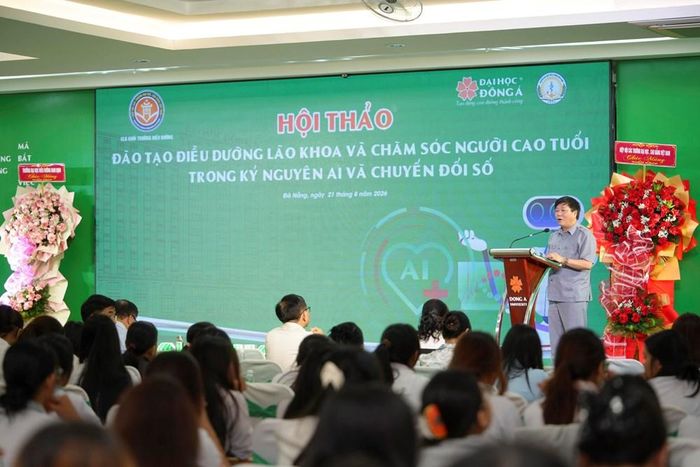 TS.BS Trương Tuấn Anh chia sẻ tại Hội thảo