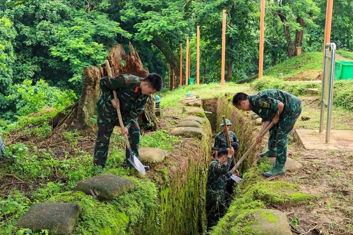 Hoạt động cũng góp phần lan tỏa ý thức bảo vệ di sản, giữ gìn cảnh quan tại các “địa chỉ đỏ”, qua đó để những giá trị lịch sử của Chiến trường Điện Biên Phủ tiếp tục được giới thiệu sinh động tới các thế hệ và du khách