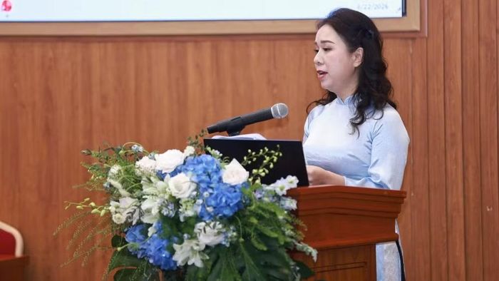 Tiến sĩ Trần Thị Thu Hà, Trưởng khoa Nghệ thuật, Trường đại học Sư phạm Hà Nội phát biểu đề dẫn. (Ảnh: BTC)