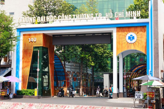Trường Đại học Công Thương TPHCM