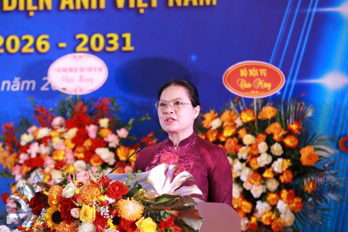 Bà Hà Thị Nga, Phó Chủ tịch - Tổng Thư ký Ủy ban Trung ương MTTQ Việt Nam, phát biểu chỉ đạo tại đại hội. Ảnh: LAN PHƯƠNG