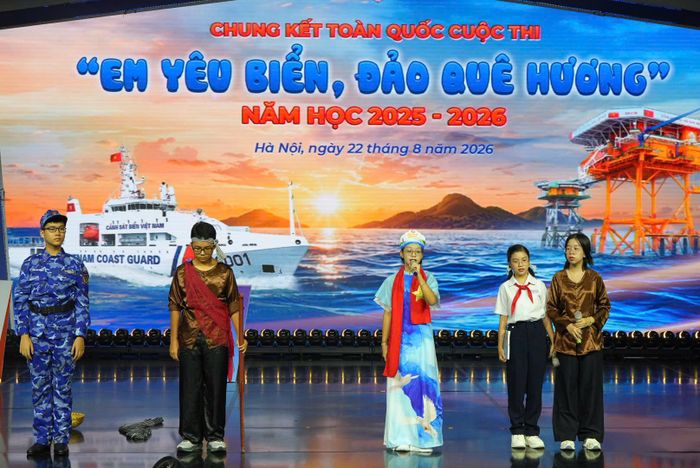  Đội Sóng Biển - TPHCM tham gia tranh tài tại phần thi “Vượt sóng” 
