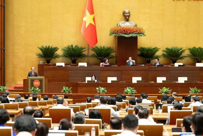 Nghị trường chiều 22-8. Ảnh: VIẾT CHUNG