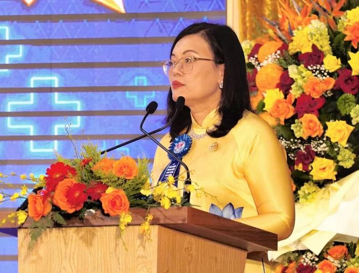 PGS.TS.BS Hoàng Thị Diễm Tuyết - Giám đốc Bệnh viện Hùng Vương.