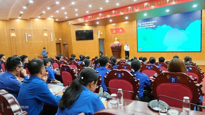 Toàn cảnh buổi trao đổi chuyên đề. (Ảnh: Ngọc Anh)