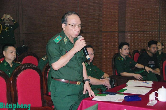 Thiếu tướng Trần Hải Bình, Phó Tham mưu trưởng Bộ đội Biên phòng phát biểu tại buổi duyệt chương trình. Ảnh: Thu Minh