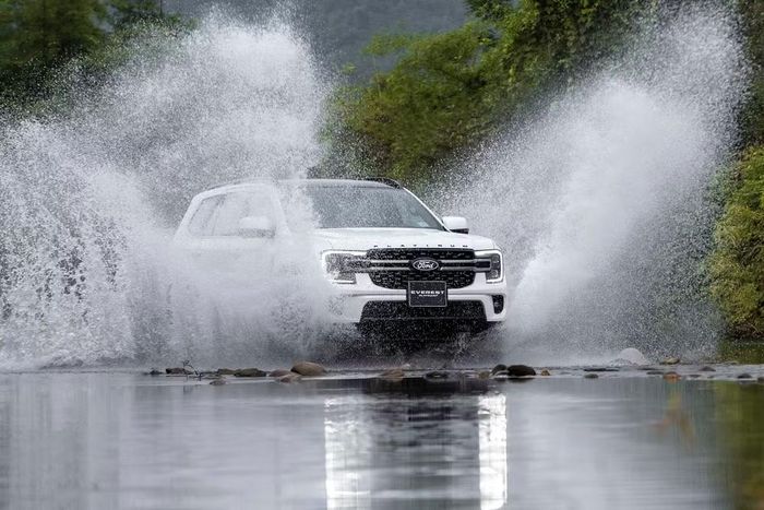 Ford Everest tiếp tục áp đảo hoàn toàn ở phân khúc SUV cỡ D. Ảnh: FVL