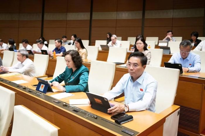 Các đại biểu tham dự phiên họp (ảnh QH).