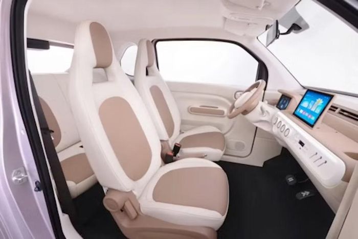 Thiết kế khoang lái Bestune Xiaoma 2026 - Ảnh: Car News China