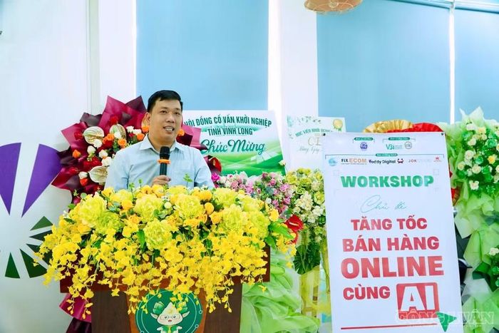 TS. Nguyễn Văn Vũ An phát biểu tại chương trình workshop.