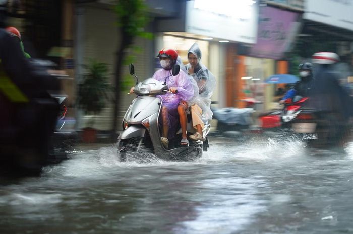 Khu vực Đông Bắc Bộ, tỉnh Hòa Bình cũ và Thanh Hóa tiếp tục hứng chịu mưa lớn diện rộng trong nhiều ngày tới.