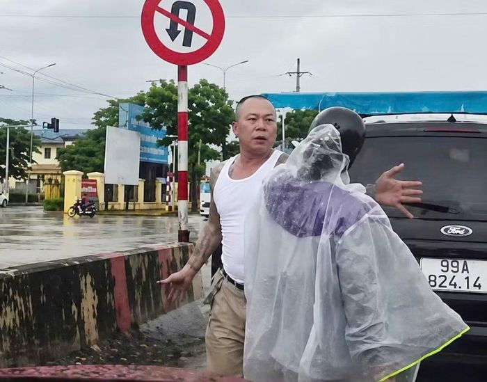 Hình ảnh cắt từ clip.