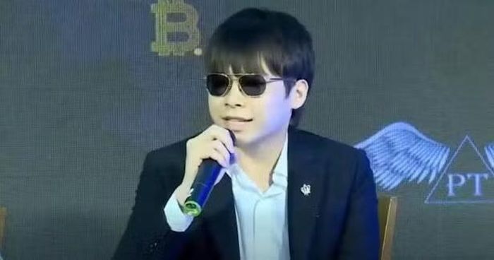 Phạm Tuấn chia sẻ về tiền ảo.