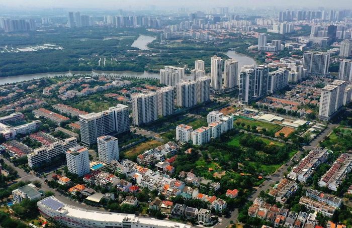 Ngăn chặn các hành vi thao túng, thổi giá bất động sản.