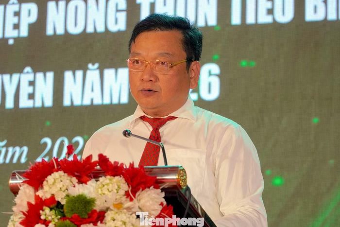 Phó Chủ tịch UBND tỉnh Hà Tĩnh Hồ Huy Thành phát biểu buổi khai mạc.