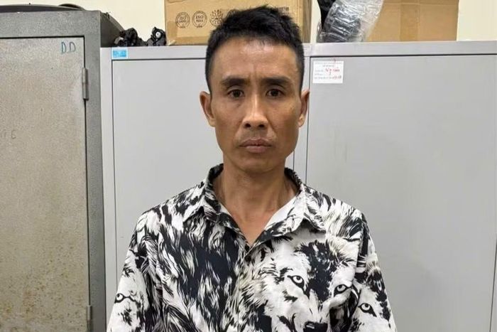Đối tượng Tú.