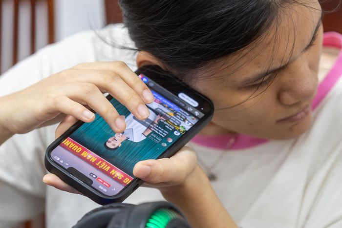 Bằng những khoá học thế này, khoảng cách về công nghệ giữa người khiếm thị và thế giới bên ngoài đã, đang dần được thu hẹp.