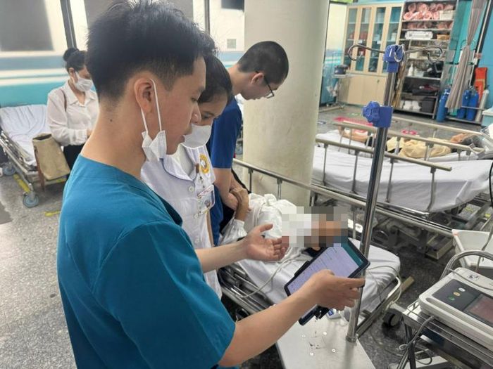 Nhiều trường hợp ngừng tuần hoàn ngoại viện đã được cứu sống nhờ sơ cứu kịp thời. Ảnh: P.Thúy.