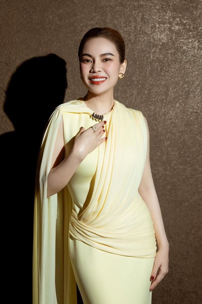 Ca sĩ Giang Hồng Ngọc