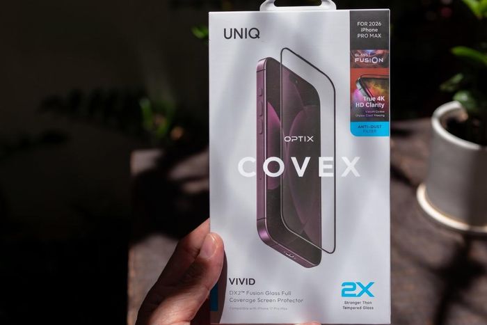 Kính cường lực dành cho iPhone mới của Apple. Ảnh: Cuhiep
