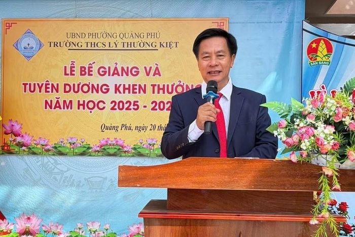 Ông Trần Anh Hải, Hiệu trưởng Trường THCS Lý Thường Kiệt. Ảnh: NVCC