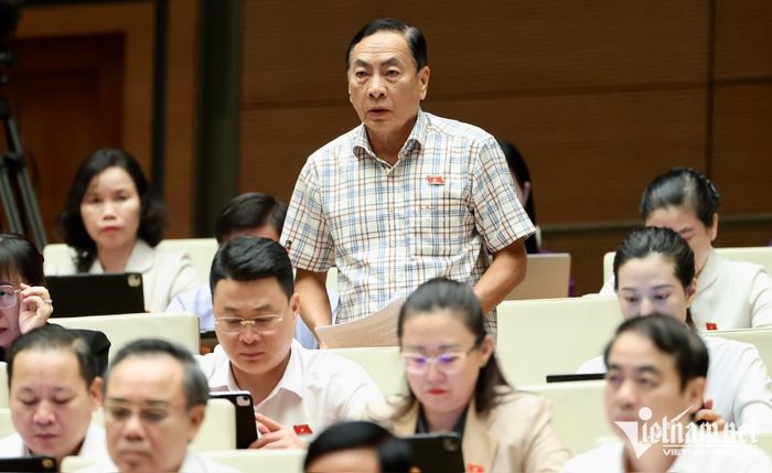 Đại biểu Phạm Văn Hòa (Đồng Tháp)