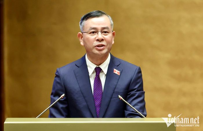 Bộ trưởng Tài chính Ngô Văn Tuấn