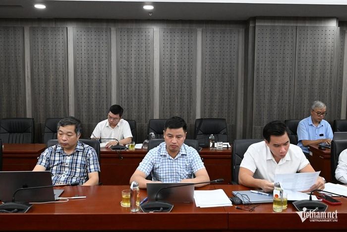 Tại cuộc họp, các đại biểu tập trung thảo luận tháo gỡ vướng mắc về thu thập, cập nhật dữ liệu, hạ tầng, an toàn thông tin, vốn, giải ngân và nhân lực chuyển đổi số