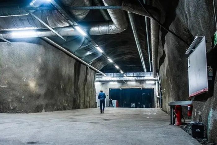 Theo thông tin được công bố, chi phí để sở hữu một không gian lưu trữ tại khu phức hợp này có thể lên tới khoảng 1,23 triệu USD (Ảnh: Brünig Mega Safe)