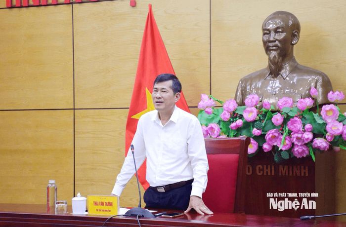 Phó Chủ tịch UBND tỉnh Thái Văn Thành phát biểu chỉ đạo hội nghị. Ảnh: Thu Hiền