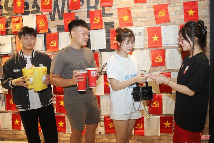 "Nghỉ hè sợ nghỉ hưu" là phim được khán giả Hà Tĩnh quan tâm nhất tại rạp trong những ngày qua.