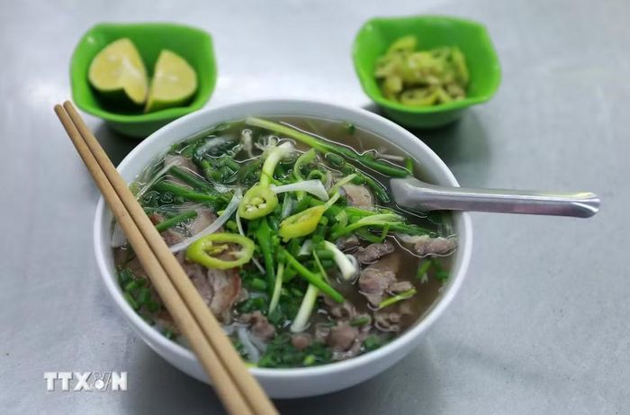 Phở Hà Nội trở thành Di sản Văn hoá phi vật thể quốc gia. (Ảnh: Quốc Khánh/TTXVN)
