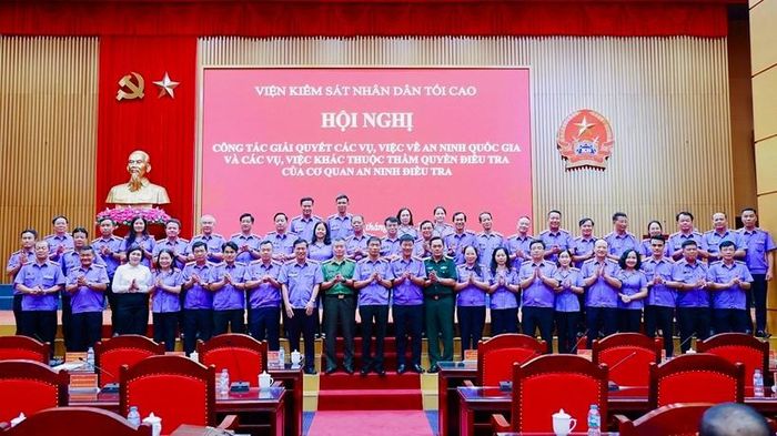 Các đại biểu dự Hội nghị.