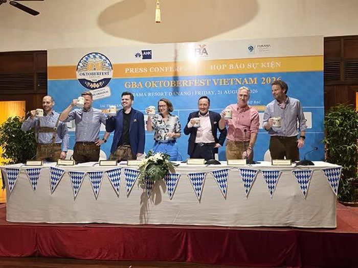 Lễ hội bia Đức GBA Oktoberfest Vietnam 2026 tại Đà Nẵng nhấn mạnh tinh thần kết nối cộng đồng doanh nghiệp, người dân địa phương và du khách quốc tế.