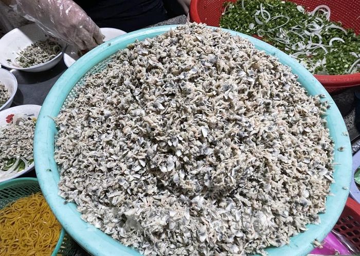 Don là nguyên liệu làm nên món ăn dân dã, mang đậm hương vị quê hương Quảng Ngãi. Ảnh: Phạm Cường-TTXVN